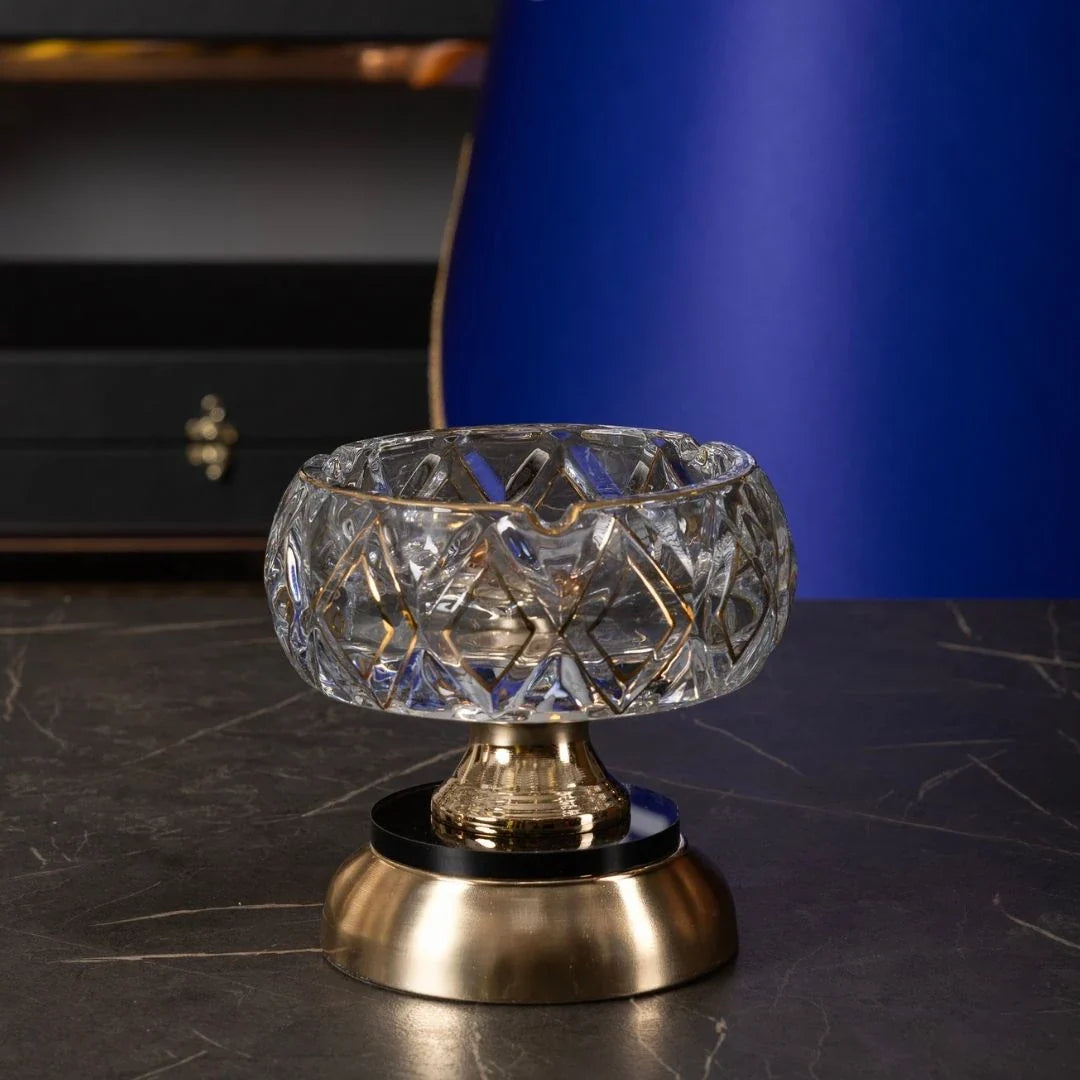 Footed Crystal Glass Ashtray – Clear & Gold, 5.9"