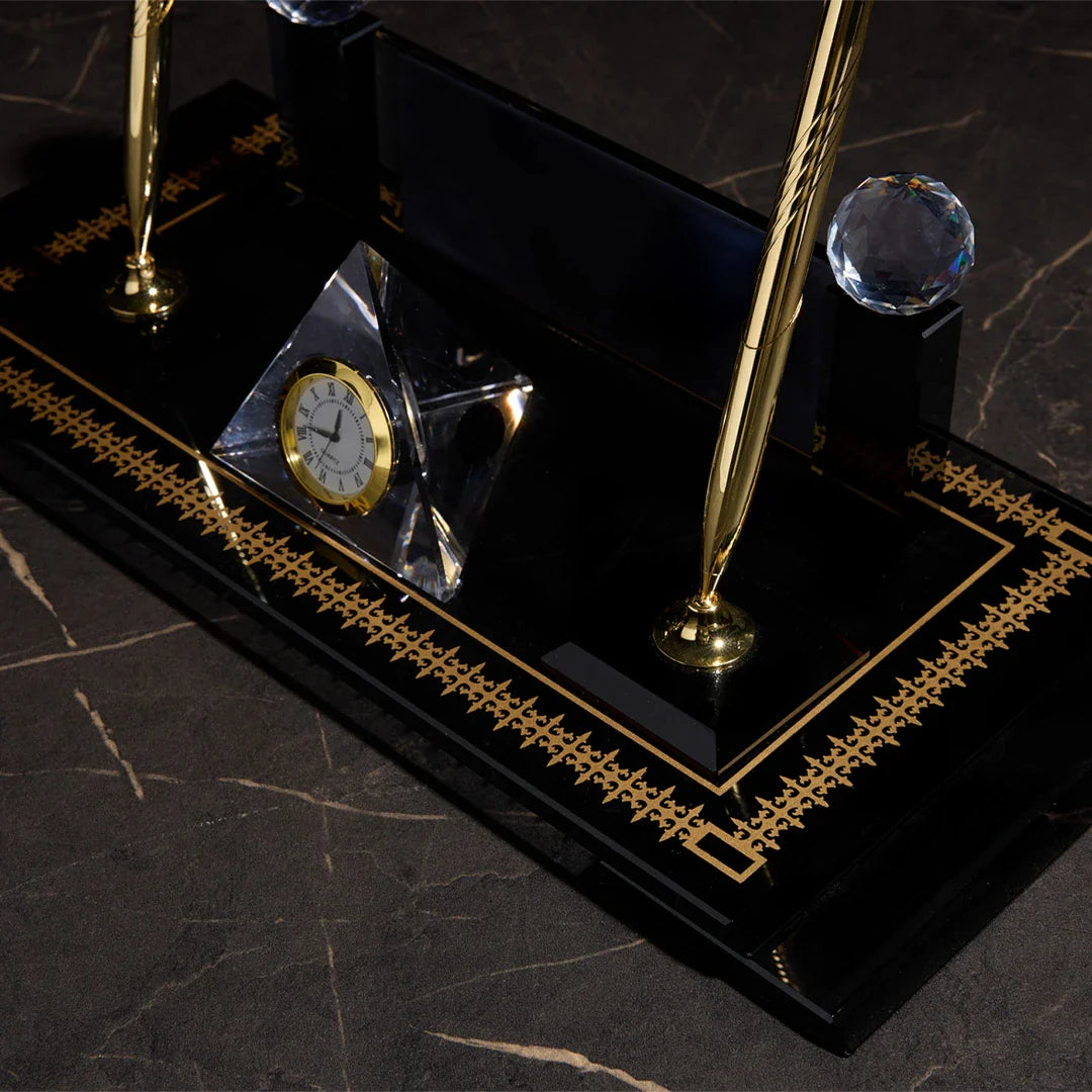 Diamond Personalized Crystal Executive Desk Nameplate Set – Black & Gold